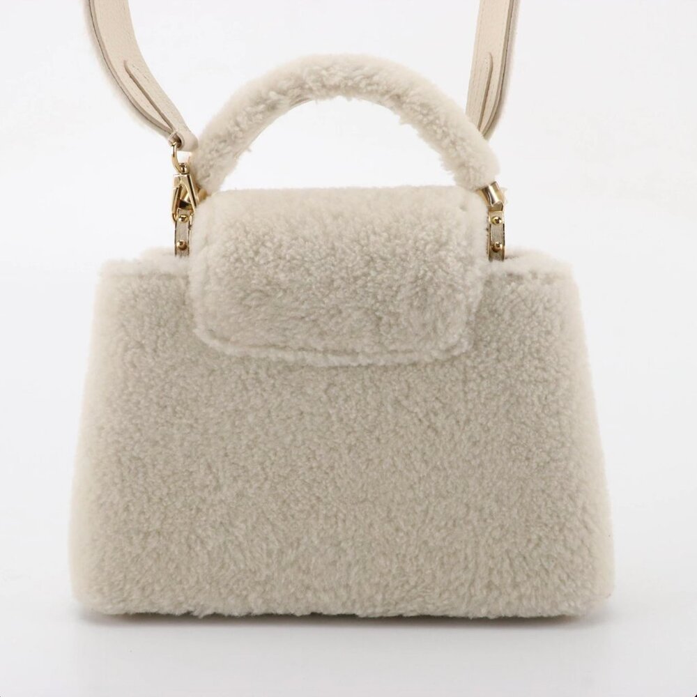 Louis Vuitton White Shearling BB Capucines Bag - Picture 4 of 14
